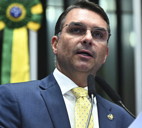 “Fala, irmãozão”: veja mensagens atribuídas a Flávio Bolsonaro&hellip;