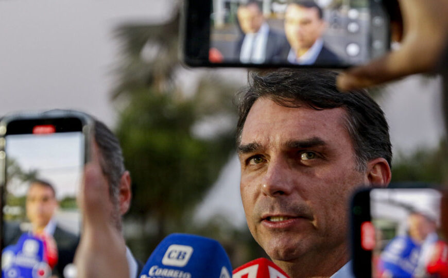 Áudio de Flávio pedindo dinheiro a Vorcaro afeta pré-campanha; veja reações