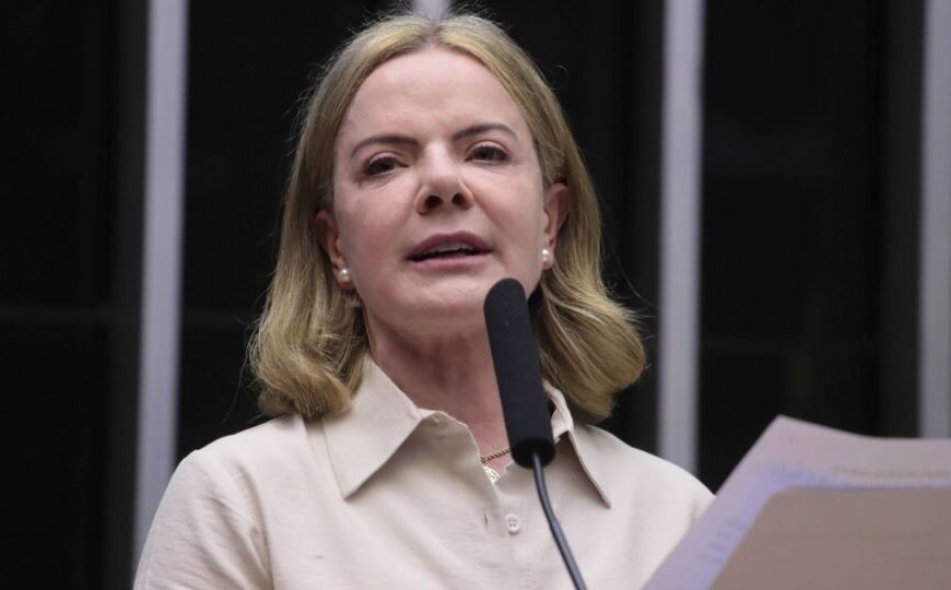 Gleisi critica Alcolumbre e fala em “inimigo dentro de casa” após derrotas do governo