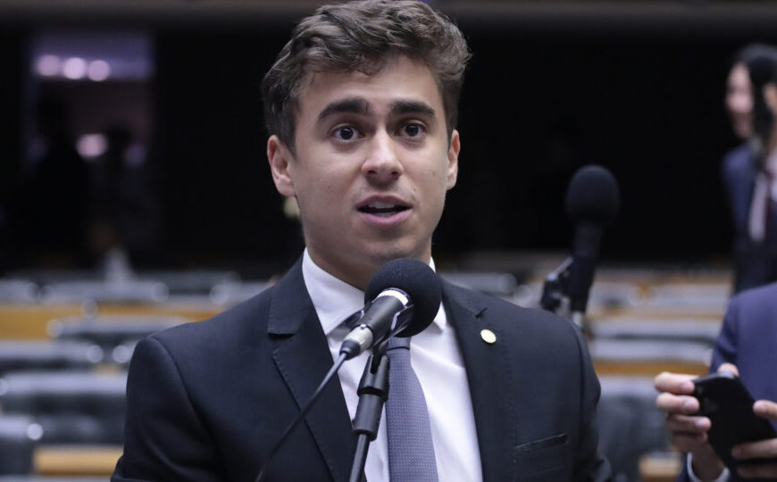 Juiz nega excluir postagem de Nikolas Ferreira sobre Lula e Janja