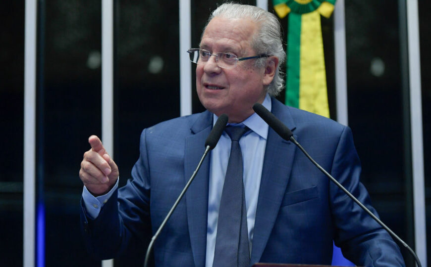 José Dirceu é diagnosticado com câncer