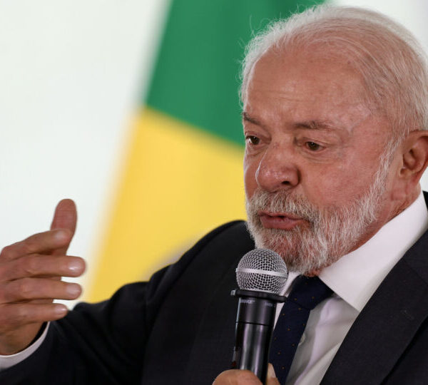 Lula lança crédito de R$ 30 bilhões para&hellip;