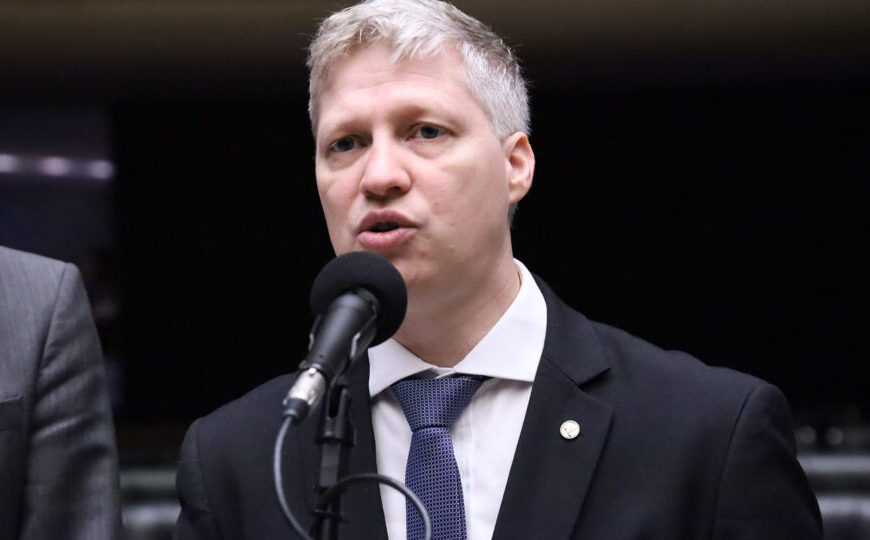 Marcel van Hattem recorre à CCJ contra suspensão do mandato