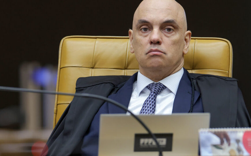 Moraes assume ações contra Lei da Dosimetria e cobra explicações de Lula e Congresso