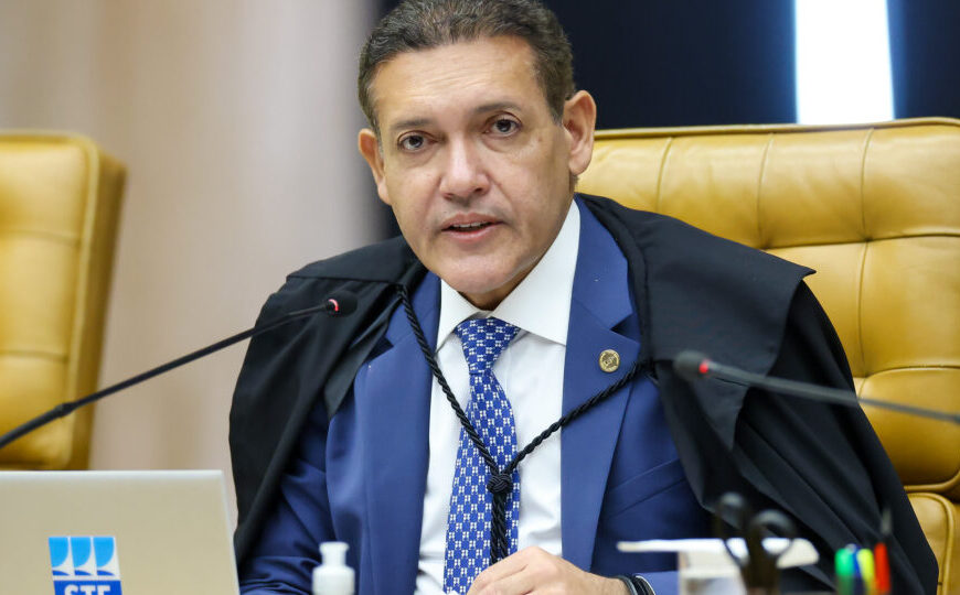 Nunes Marques será relator de revisão criminal de Bolsonaro