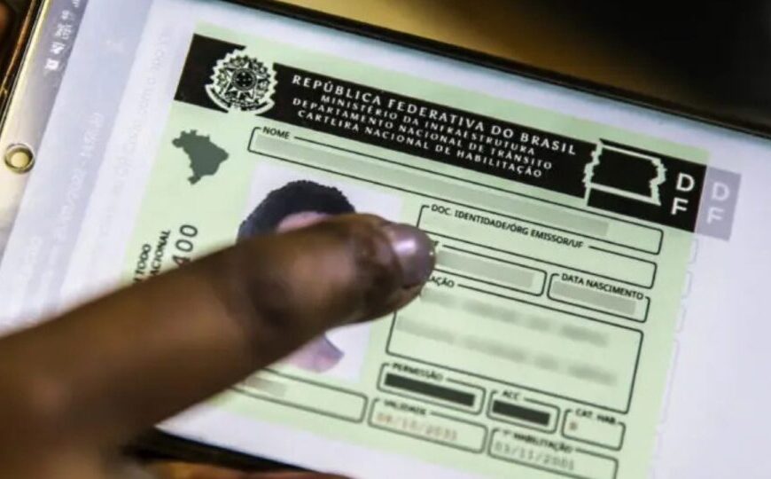 Senado cede a entidades médicas e inclui exames em renovação da CNH