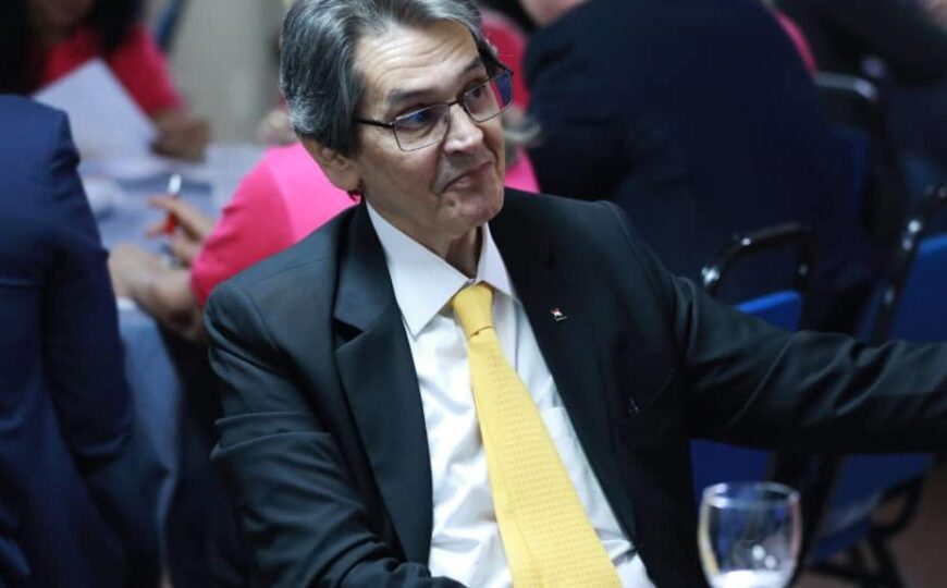 Moraes e Dino votam contra recurso de Roberto Jefferson sobre multa de R$ 452 mil