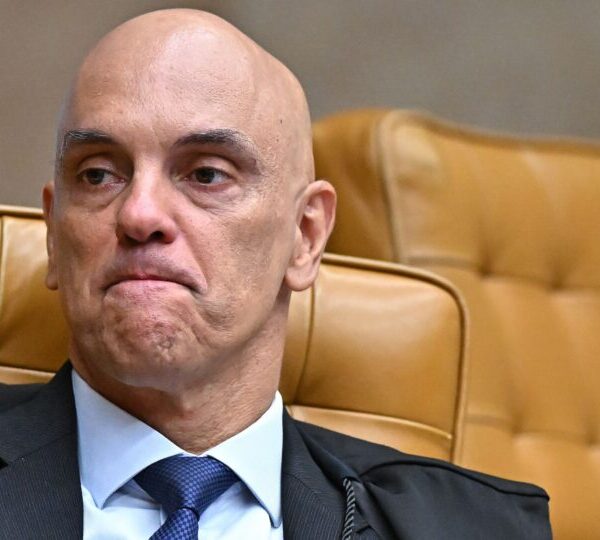 Parecer da PGR aumenta pressão, mas não tira&hellip;