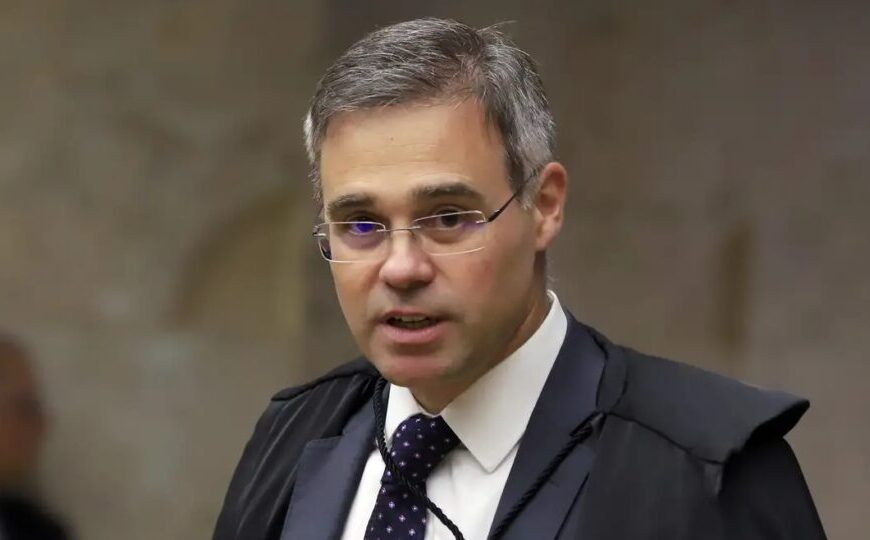 Mendonça critica ativismo e diz que magistrados não podem decidir com base em convicções pessoais
