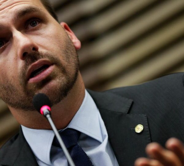 Eduardo Bolsonaro diz que condenação do STF visa&hellip;