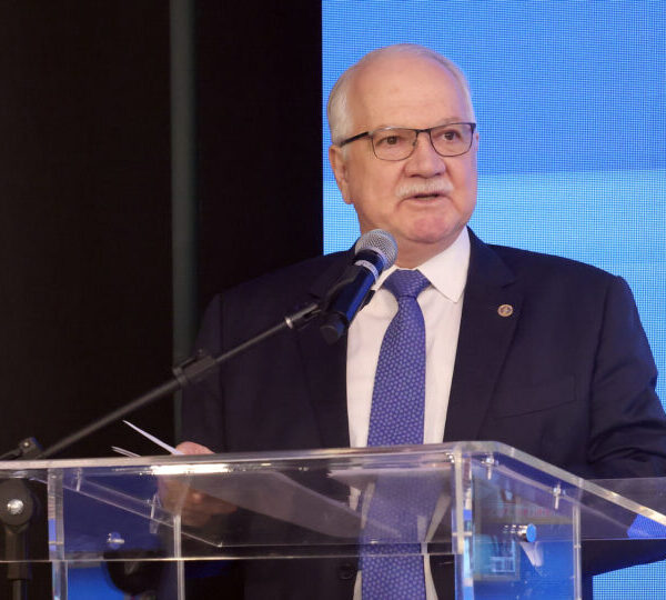 Fachin critica ingerência externa contra o STF; Moraes&hellip;