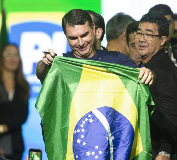 Flávio lança primeiro jingle e foca em “batalha&hellip;