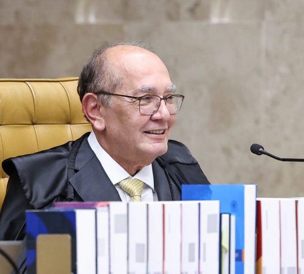 Gilmar Mendes se emociona em homenagem por 24&hellip;