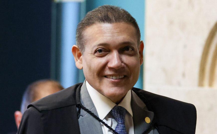 Fachin nega pedido da oposição para impedir Nunes Marques de decidir sobre CPI do Master