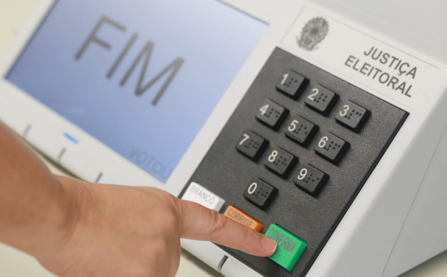 Veja quanto cada partido receberá dos R$ 4,9 bilhões do Fundo Eleitoral para 2026