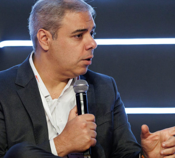 Diálogos mostram que Vorcaro encomendou investigação sobre CEO&hellip;