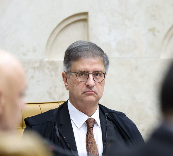 Transparência Internacional vê “inação grave” da PGR em&hellip;
