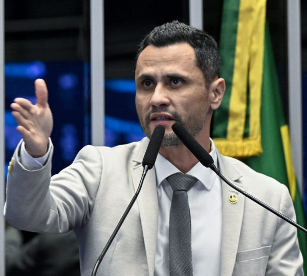 Vídeo com IA aumenta rumores sobre candidatura de&hellip;