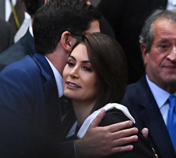 Kassab acena a Michelle Bolsonaro e diz que&hellip;