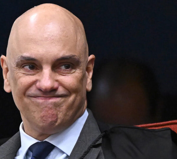 Grupo de advogados cobra OAB após Moraes impedir&hellip;