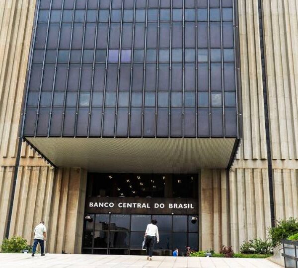 Rombo das estatais acelera e supera em cinco&hellip;