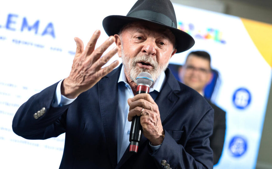 Lula reage à tentativa de Flávio de adiar tarifaço e volta a chamar Bolsonaros de “traidores da pátria”