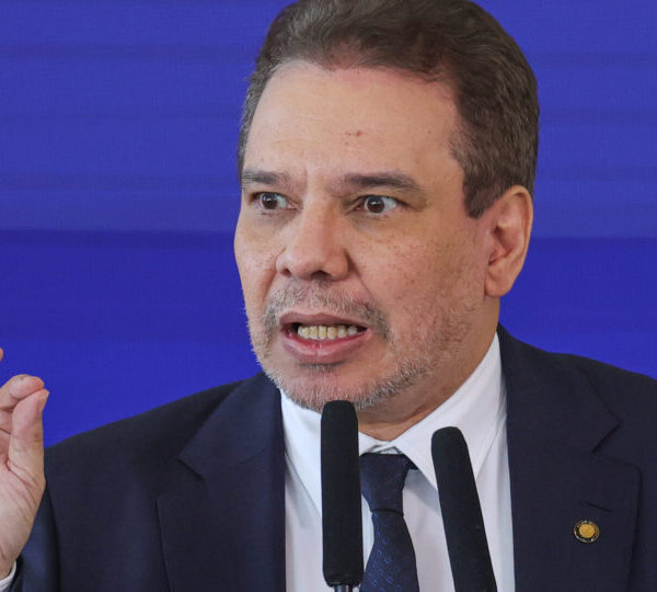 Ministro da Justiça do Brasil reage a sanções&hellip;
