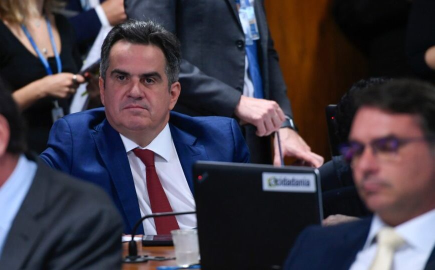 Centrão troca disputa pela Presidência por bilhões em cadeiras no Congresso