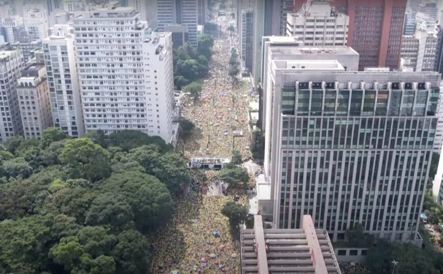 Ato do 7 de Setembro na Paulista testará apoio popular ao nome de Flávio Bolsonaro
