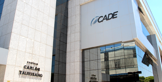 Pressão dos EUA e da oposição faz governo recuar na regulação de big techs via Cade