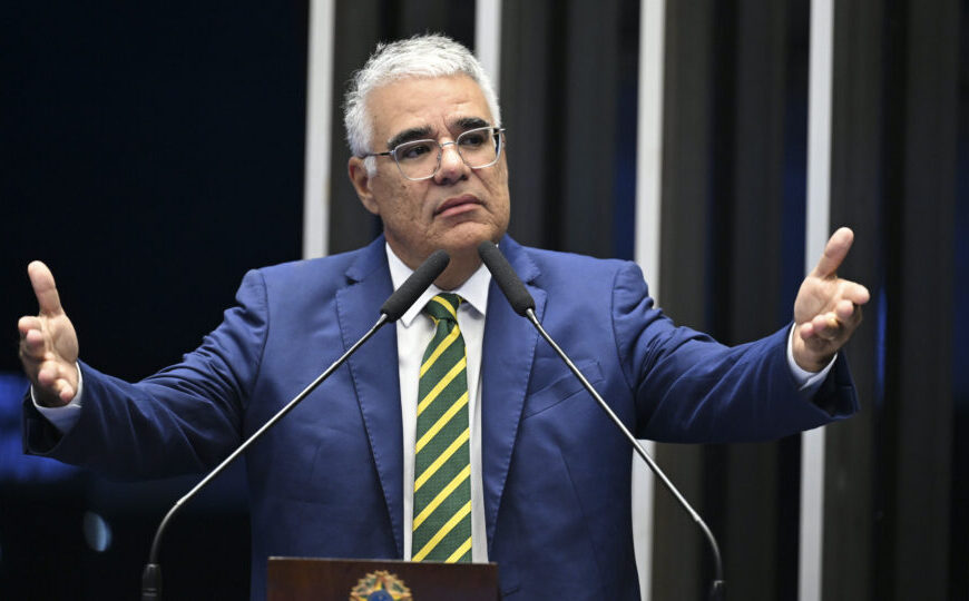 Girão diz que Alcolumbre tem “obsessão” pela liberação dos jogos de azar