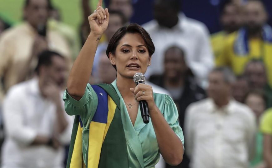 Michelle Bolsonaro consagra protagonismo feminino nas eleições do Distrito Federal