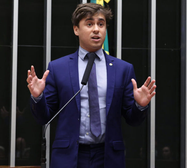Perfil de Nikolas Ferreira no Instagram tem foto&hellip;