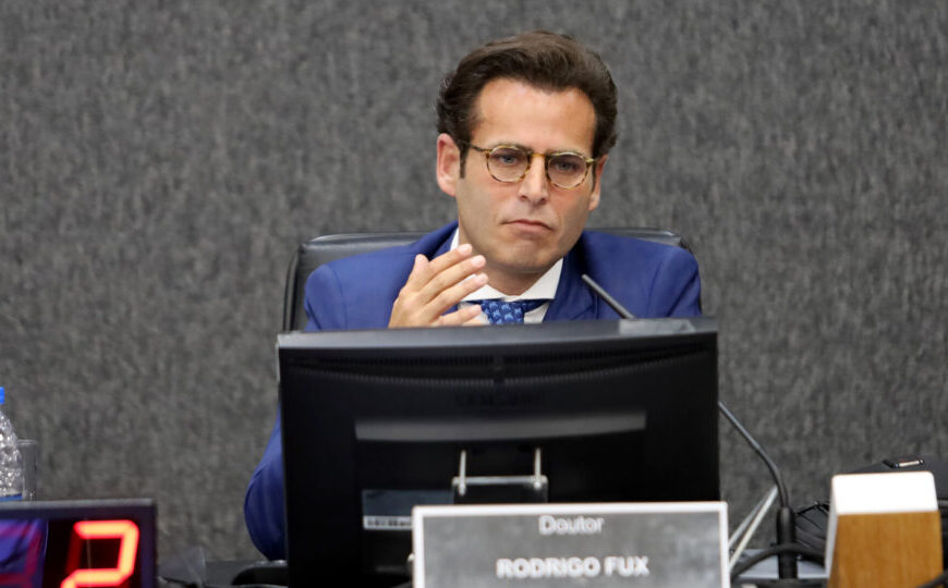 OAB-RJ sai em defesa de filho de Fux após vazamento de mensagens com Vorcaro