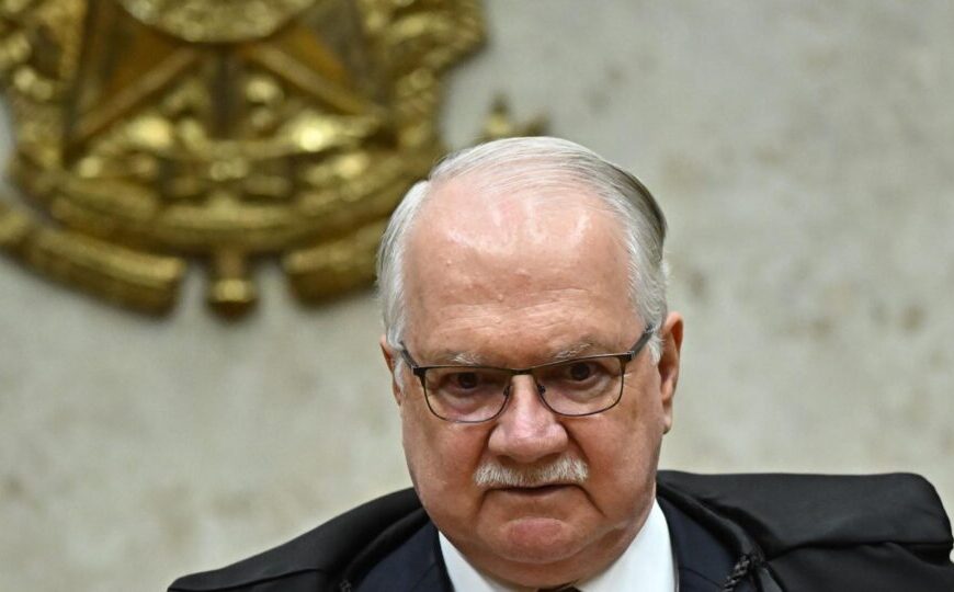 Presidente do STF intima Polícia Federal a prestar informações sobre o celular de Vorcaro