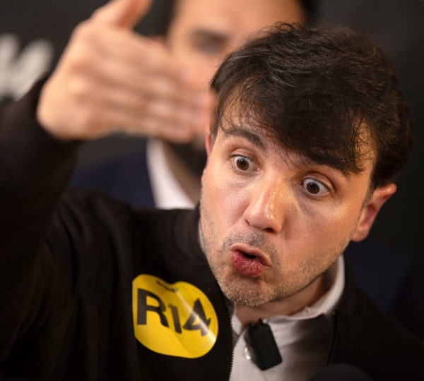 Gravadora notifica Renan Santos contra uso da música&hellip;