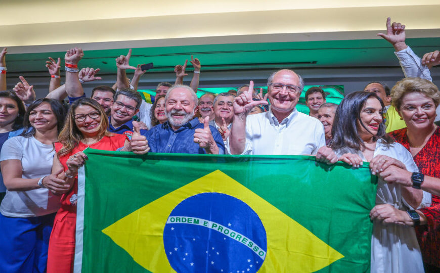 Tribunal analisa supostos abusos da chapa de Lula na corrida eleitoral de 2026