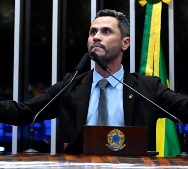 Cleitinho se explica após críticas por vídeo ao&hellip;