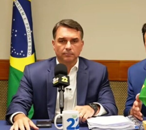 Flávio diz que Lula usou “amigos no Judiciário”&hellip;