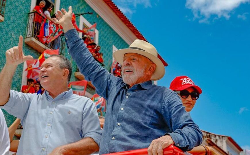 Lula promete quarto mandato histórico e “surra nos bolsonaristas”